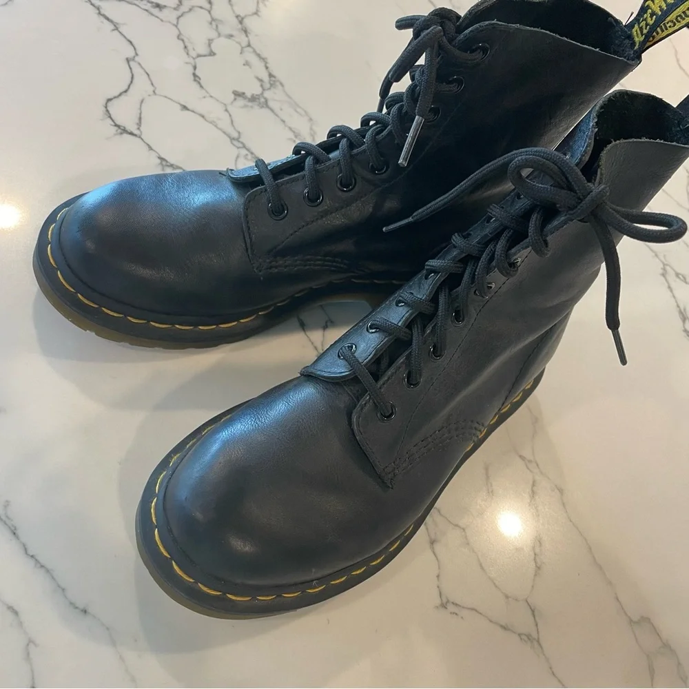 Dr. Martens Black Pascal Lace up Boots - Picture 4 of 13